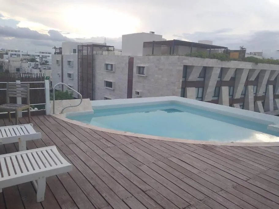 Comodo Departamento Con Alberca. Apartment Playa del Carmen Mexico