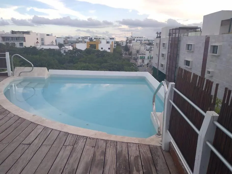 Comodo Departamento Con Alberca. Apartment Playa del Carmen Mexico